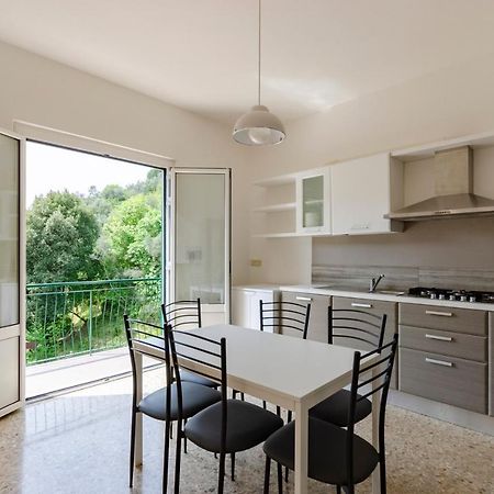 Joivy Family Flat With 3 Balconies, 10 Min To Beach โมเนเลีย ภายนอก รูปภาพ