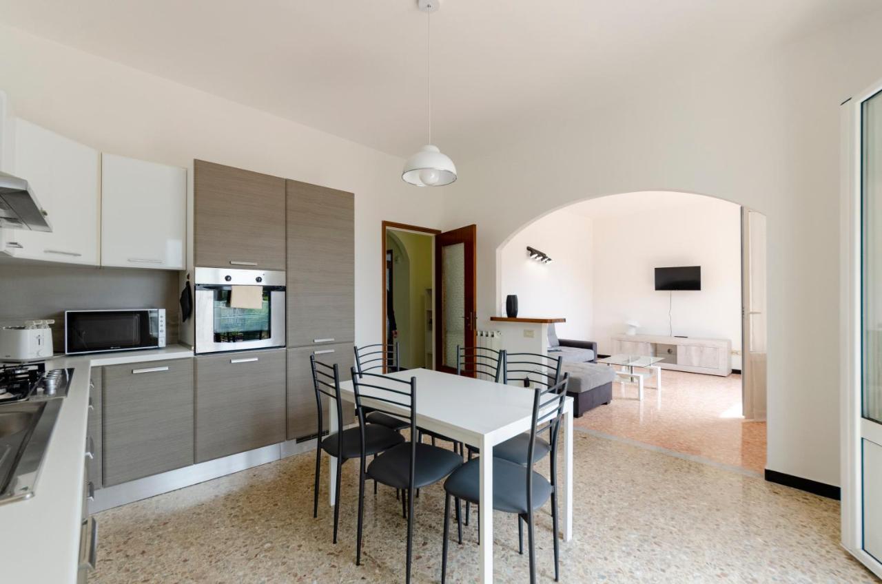 Joivy Family Flat With 3 Balconies, 10 Min To Beach โมเนเลีย ภายนอก รูปภาพ